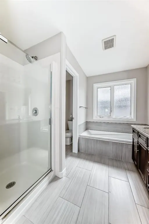 110 CEDAR Square