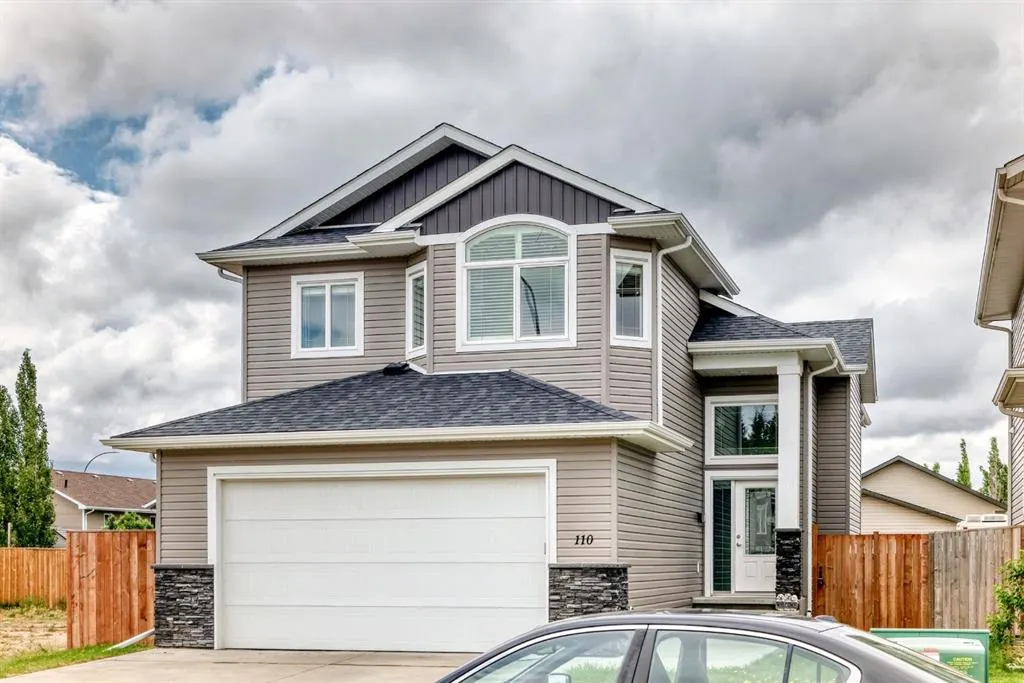 110 CEDAR Square