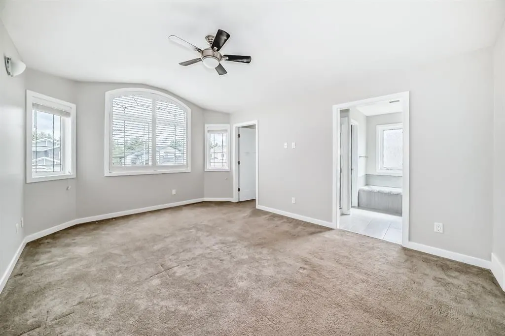 110 CEDAR Square