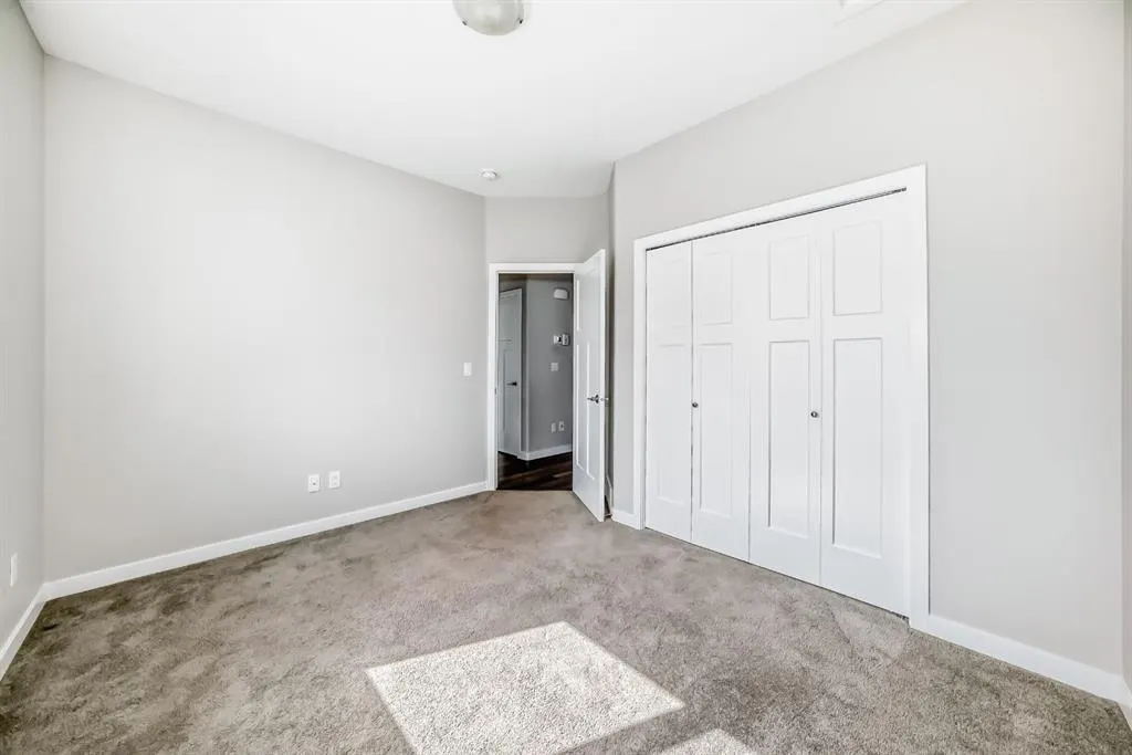 110 CEDAR Square