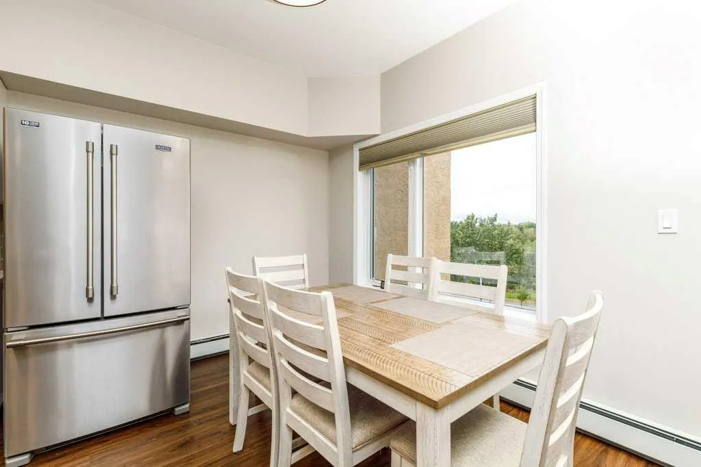 5590 45 Street #302