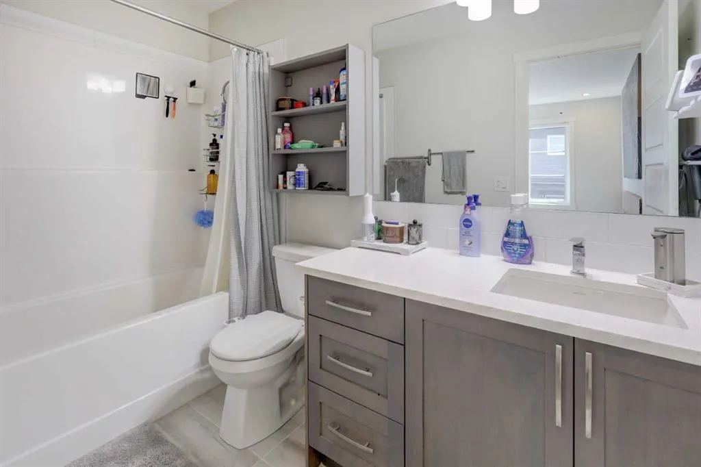 260 Rowley Way NW #319