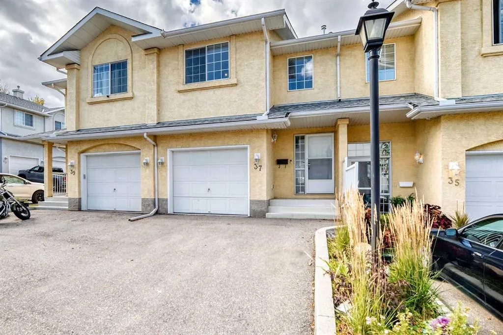 37 Beddington Gardens NE
