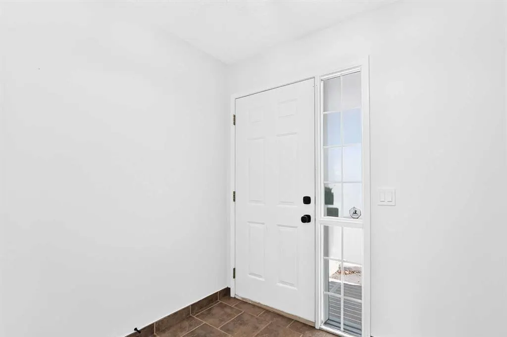 37 Beddington Gardens NE