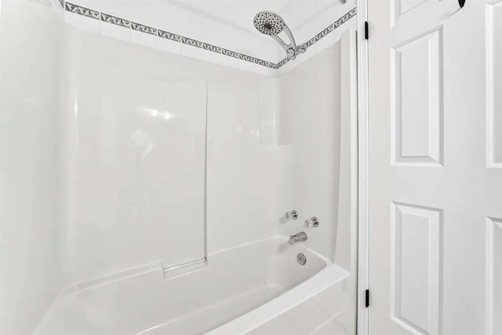 37 Beddington Gardens NE