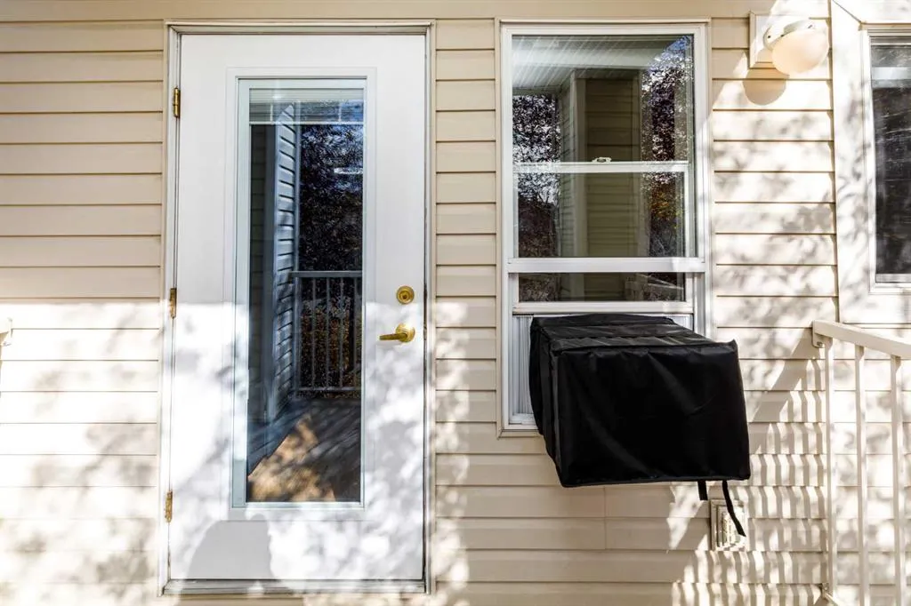 56 Carroll Crescent #206
