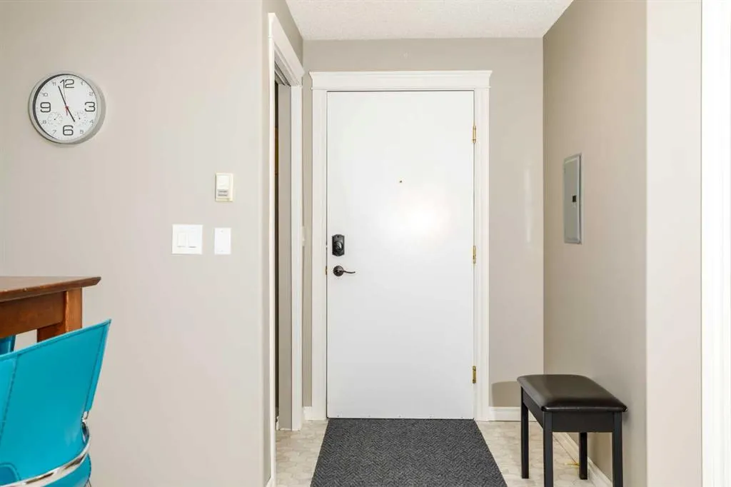 56 Carroll Crescent #206