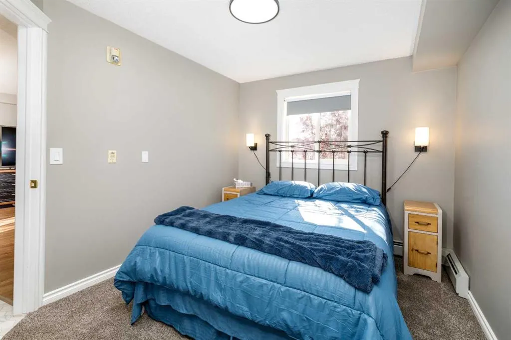 56 Carroll Crescent #206