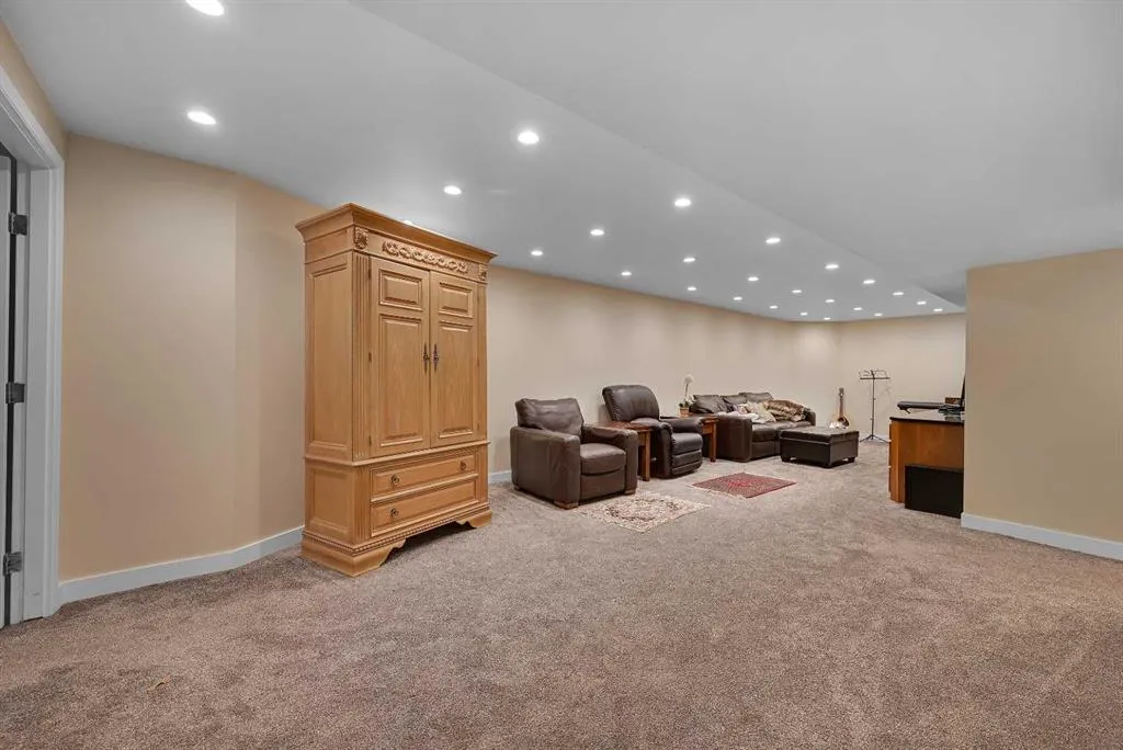 80 Edforth Way NW