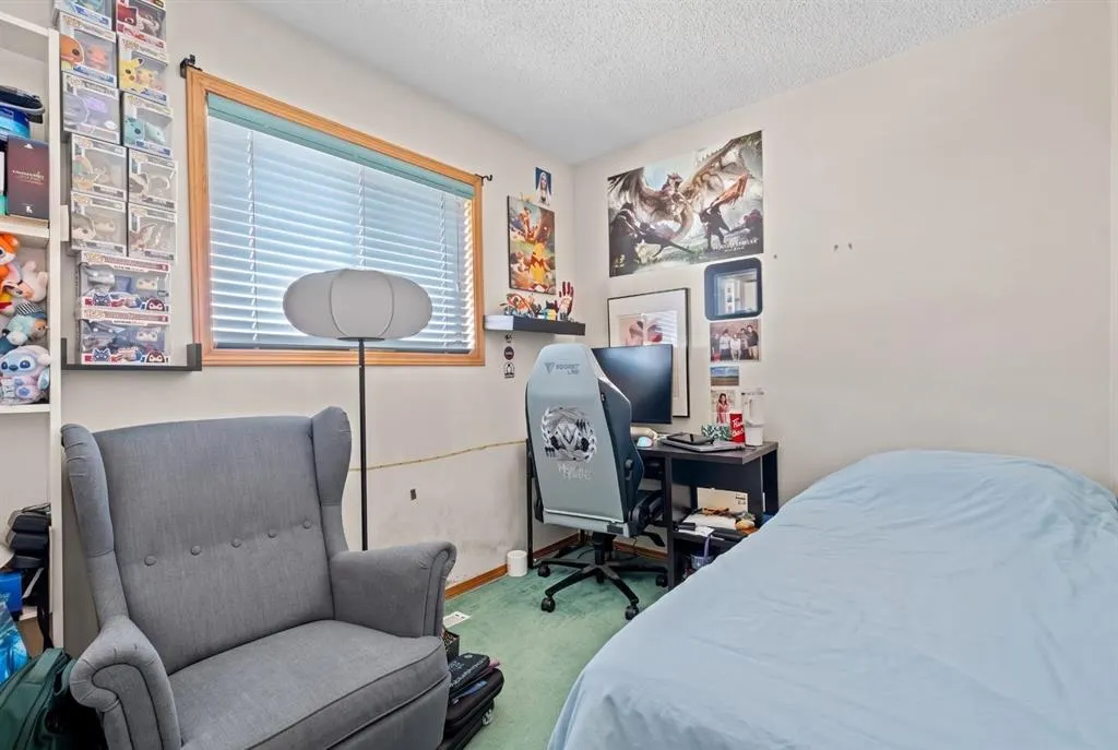92 Del Ray Close NE