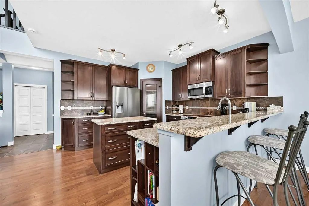 14 Westmount Way