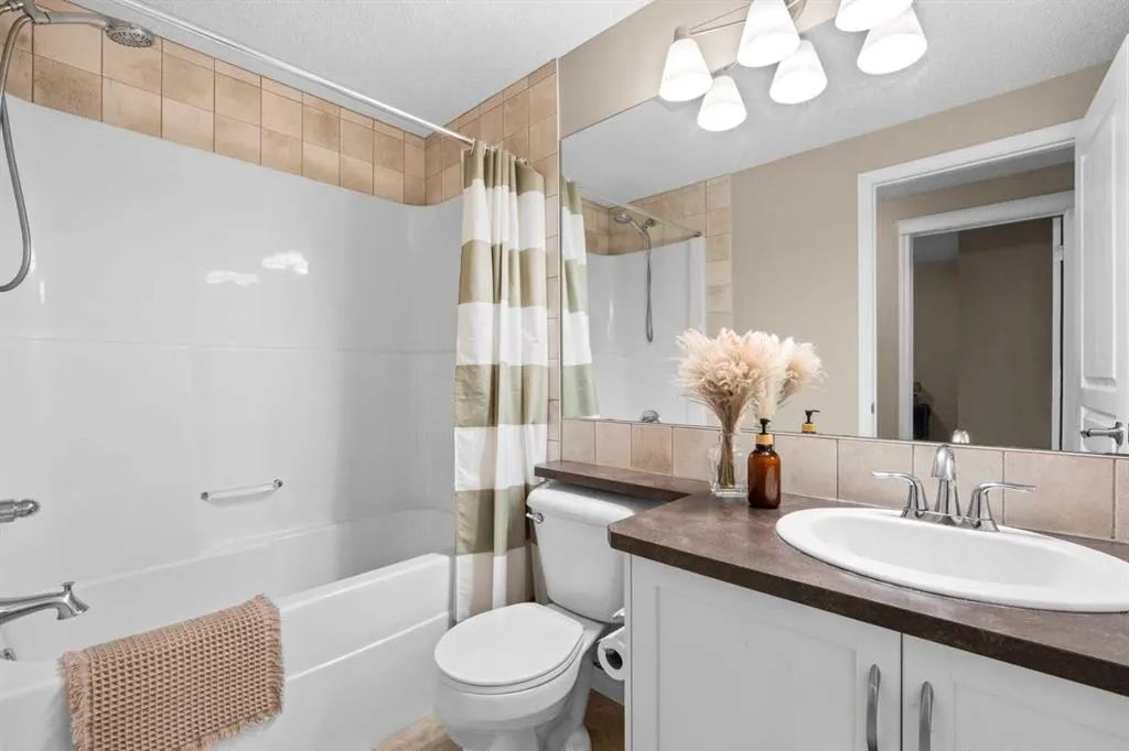38 Auburn Bay Gardens SE
