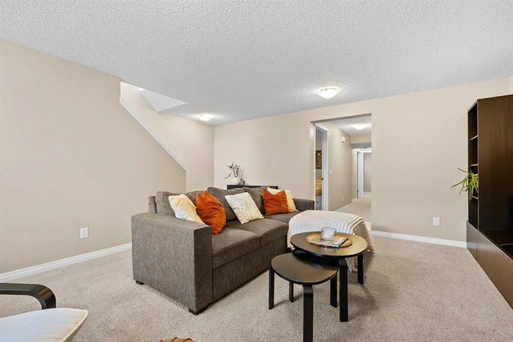 38 Auburn Bay Gardens SE