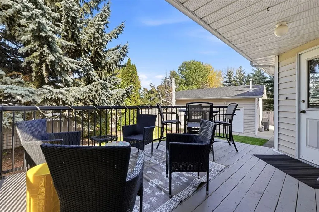 132 Denison Crescent