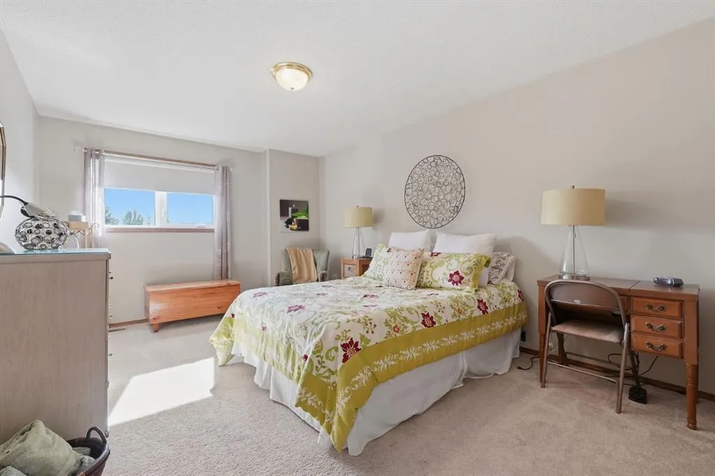 132 Denison Crescent