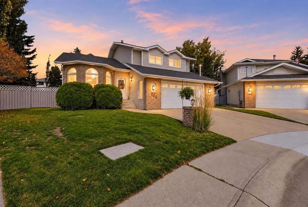 132 Denison Crescent