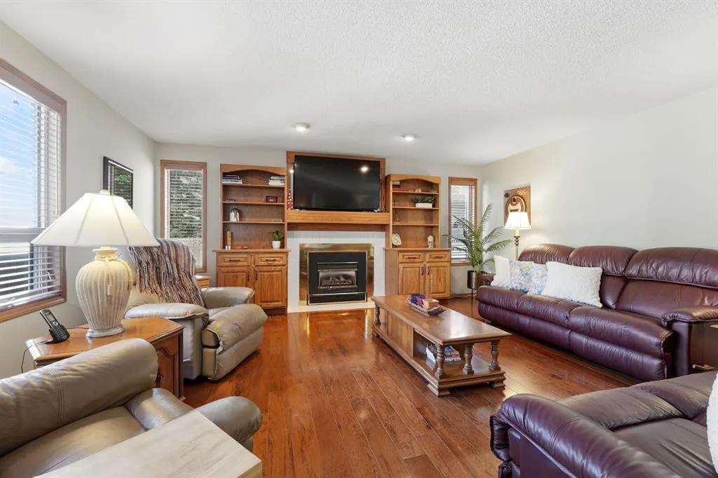 132 Denison Crescent