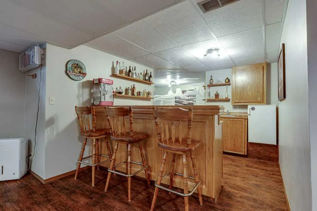 6 Ramsey Avenue