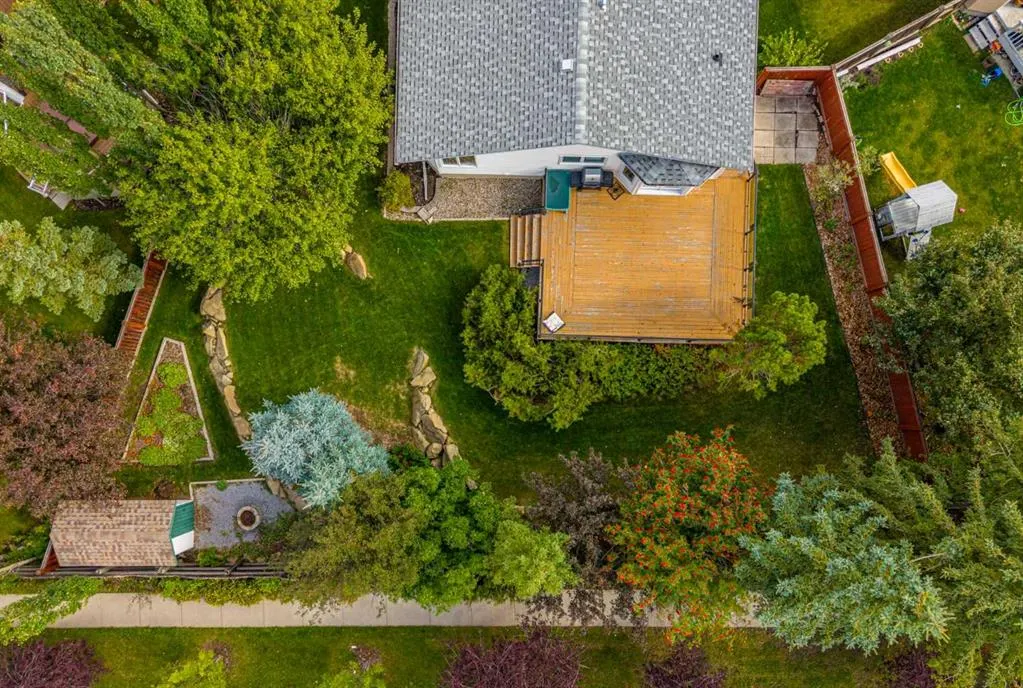 236 Edgebrook Gardens NW