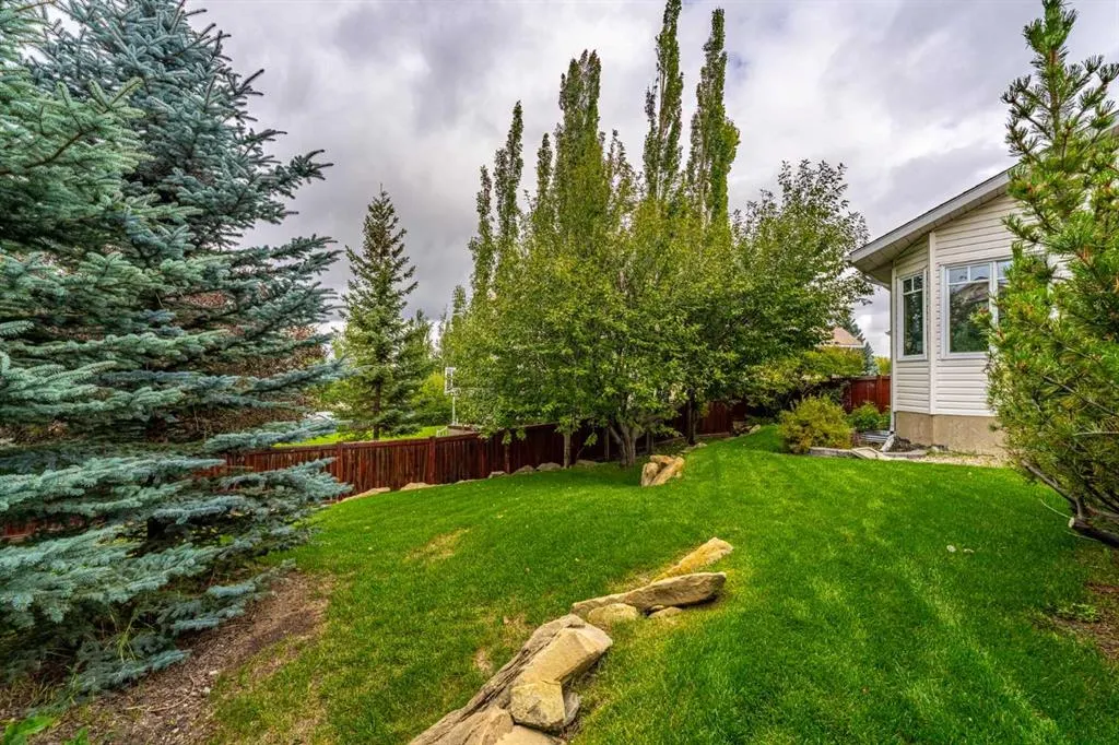 236 Edgebrook Gardens NW