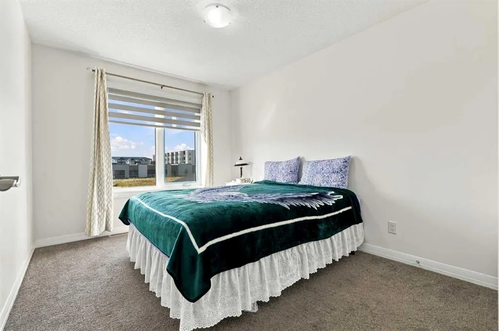 88 Red Embers Crescent NE