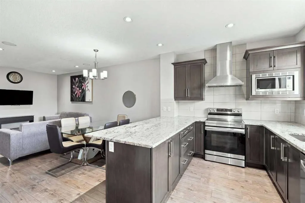88 Red Embers Crescent NE