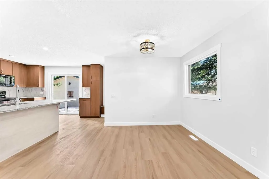 55 Mckinley Way SE