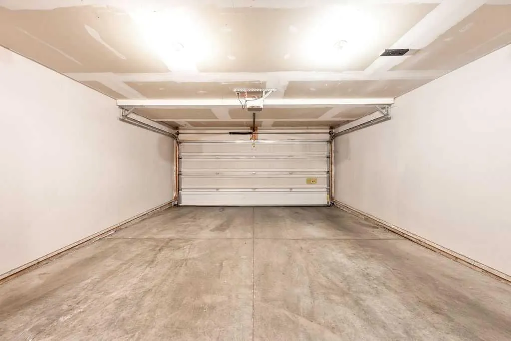 205 Toscana Gardens NW