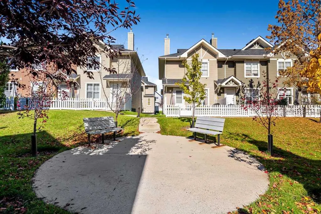 205 Toscana Gardens NW