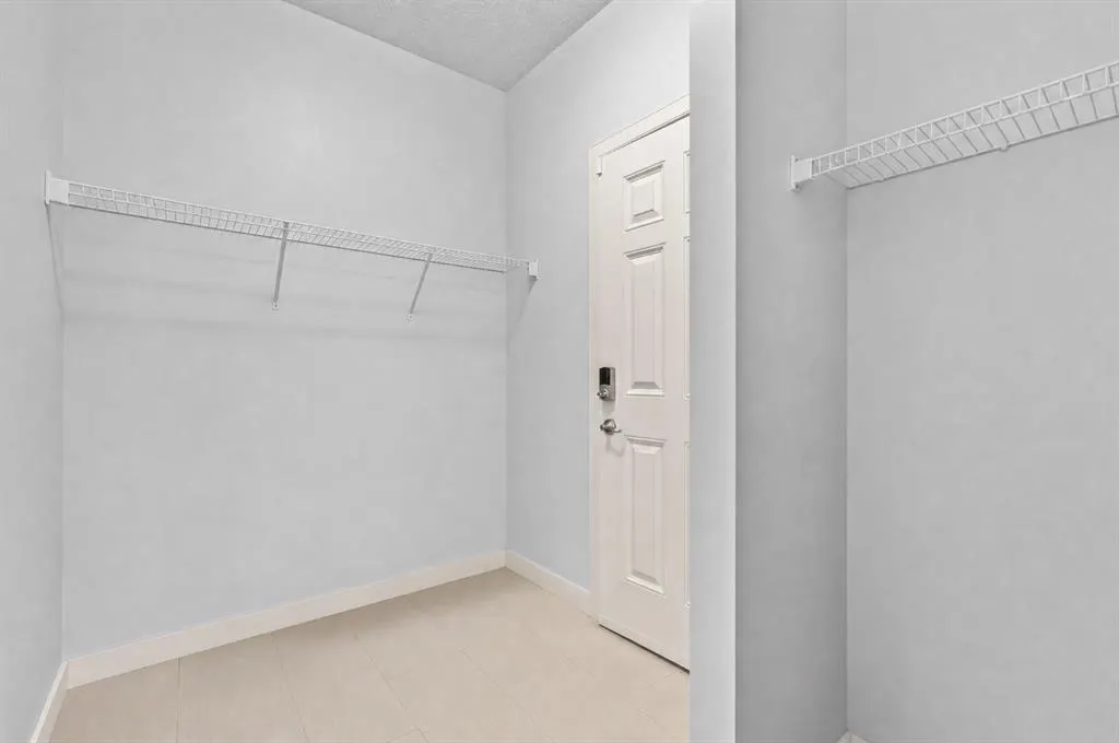 28 Evansview Manor NW