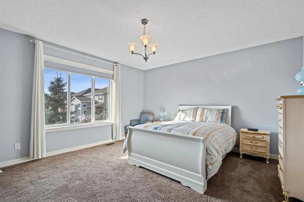 28 Evansview Manor NW