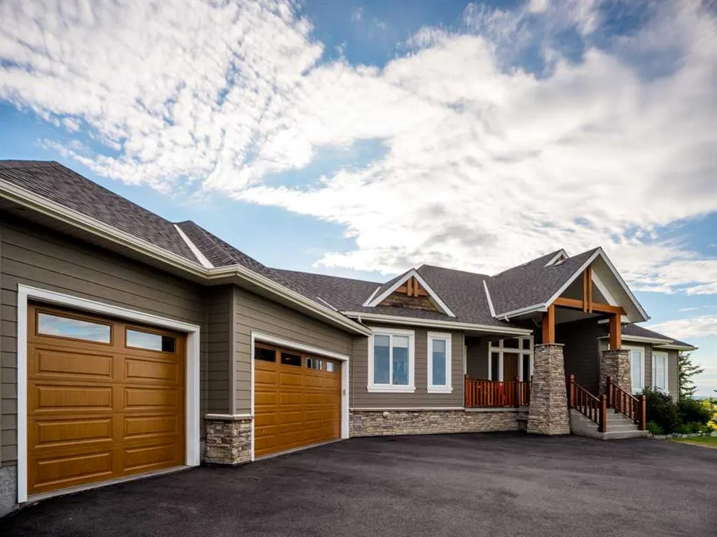 260169 Mountain Ridge Place