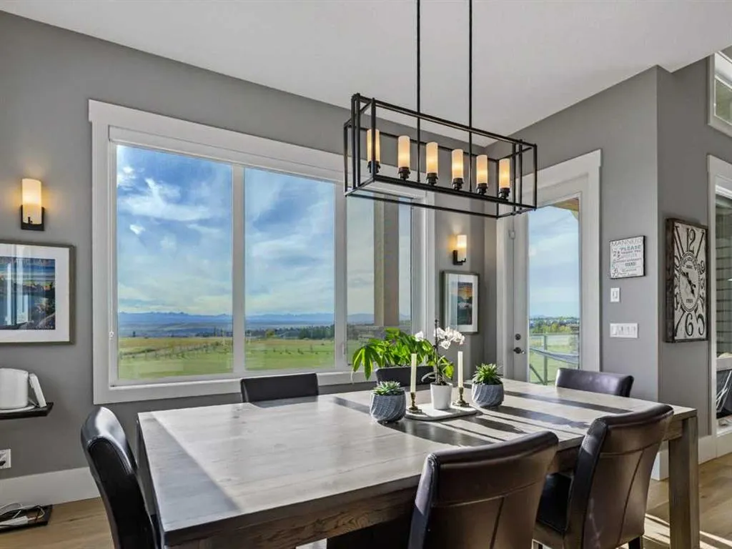 260169 Mountain Ridge Place