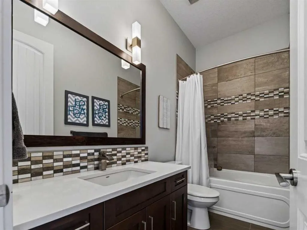 260169 Mountain Ridge Place