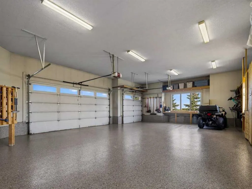 260169 Mountain Ridge Place