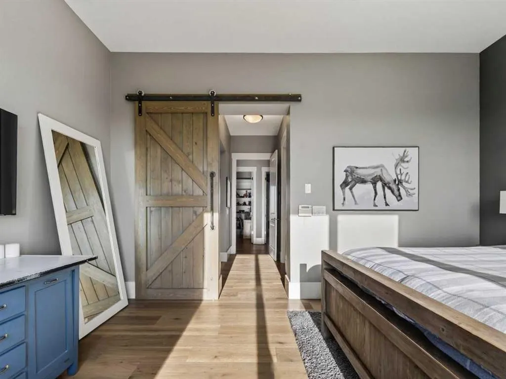 260169 Mountain Ridge Place