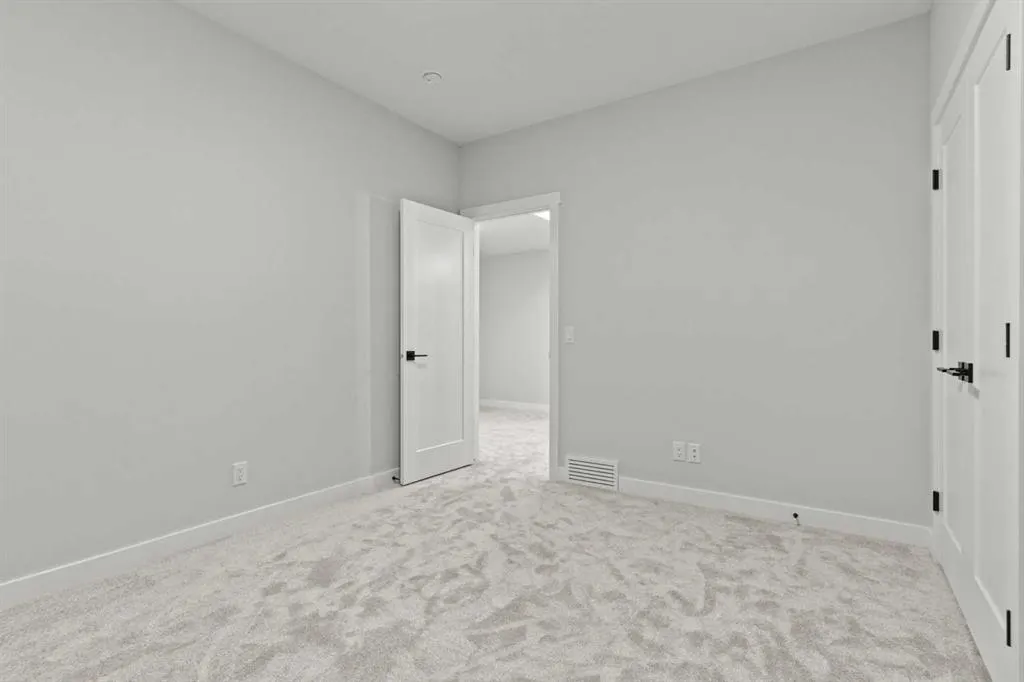 259 Kinniburgh Loop