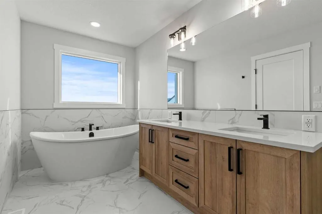 259 Kinniburgh Loop
