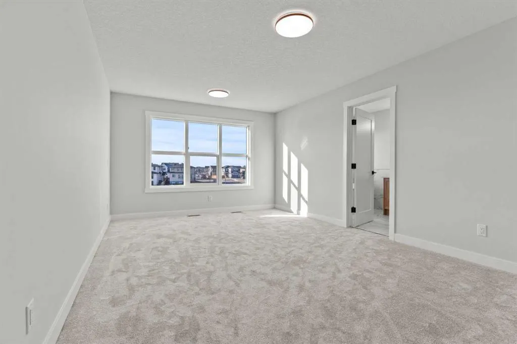 259 Kinniburgh Loop