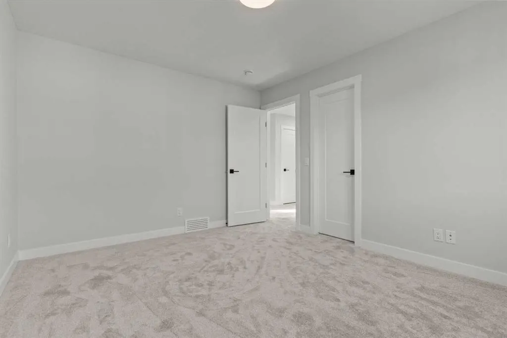 259 Kinniburgh Loop