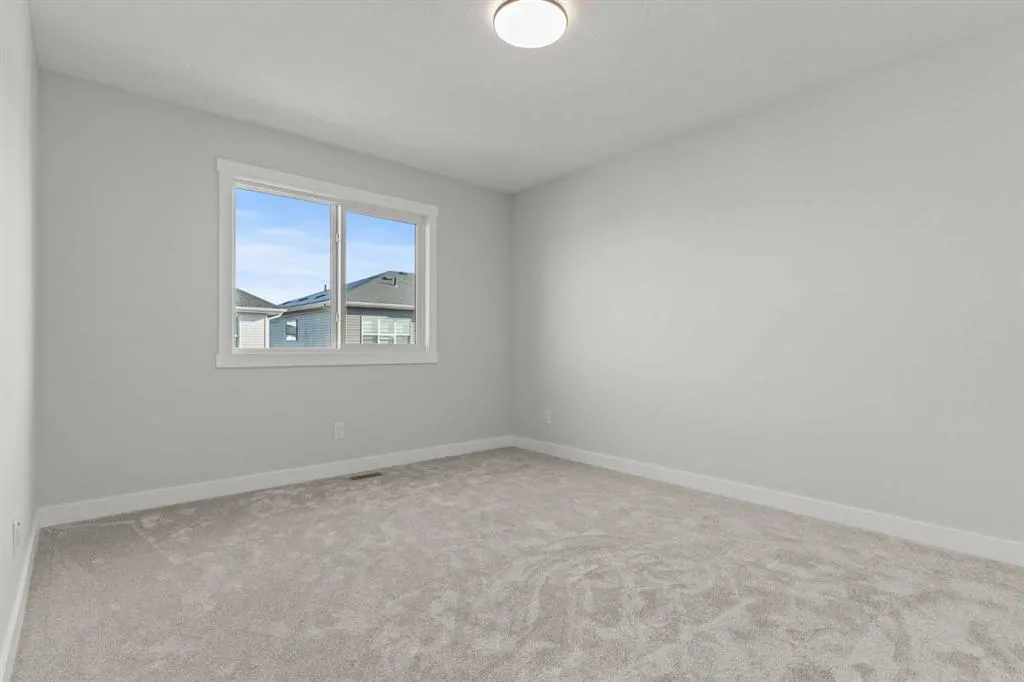 259 Kinniburgh Loop