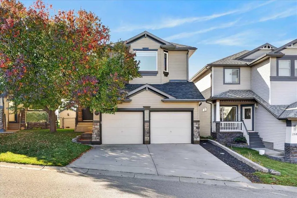 254 Panamount Close NW