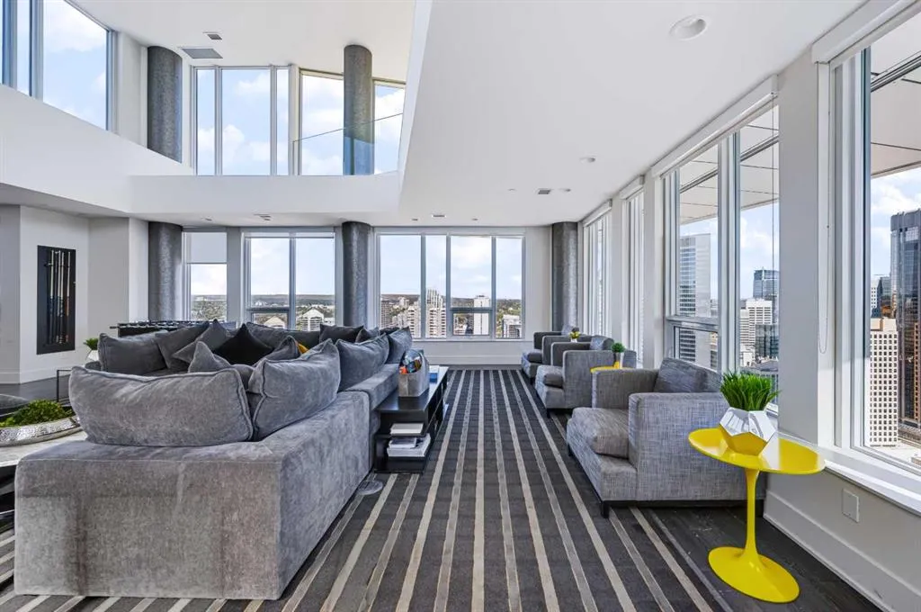 901 10 Avenue SW #1307