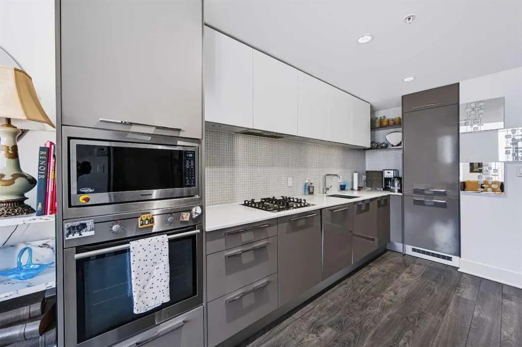 901 10 Avenue SW #1307