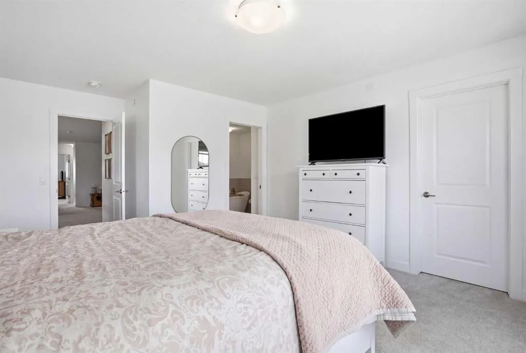 360 Calhoun Common NE