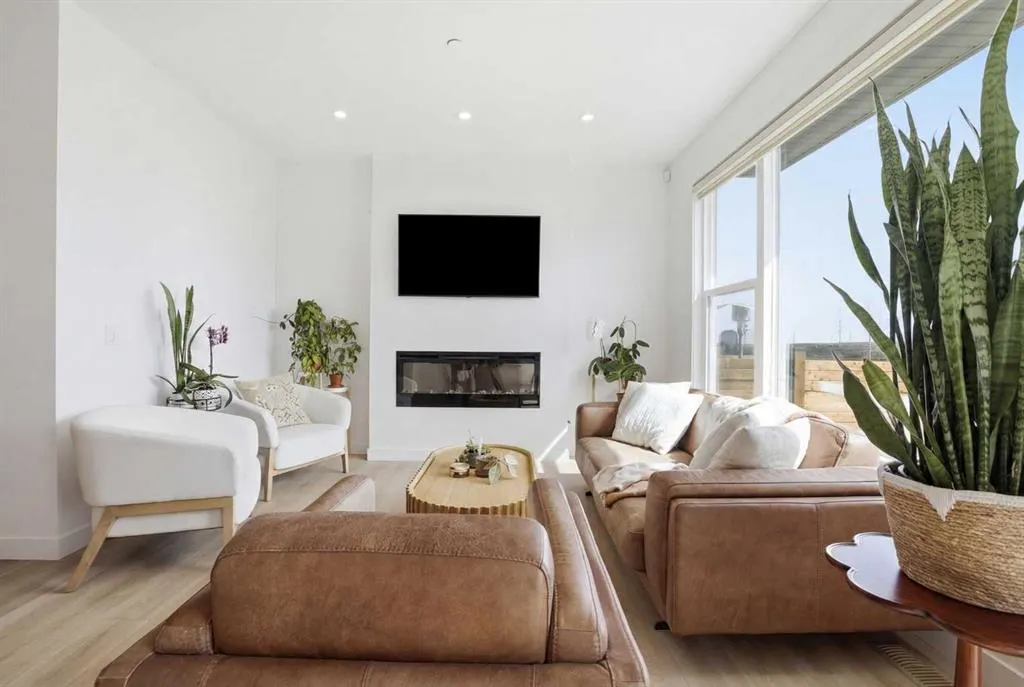 360 Calhoun Common NE