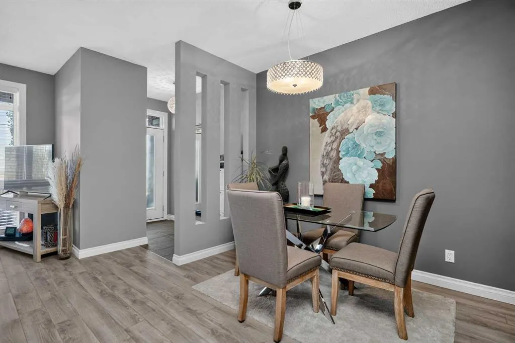 140 Rockyledge View NW #2