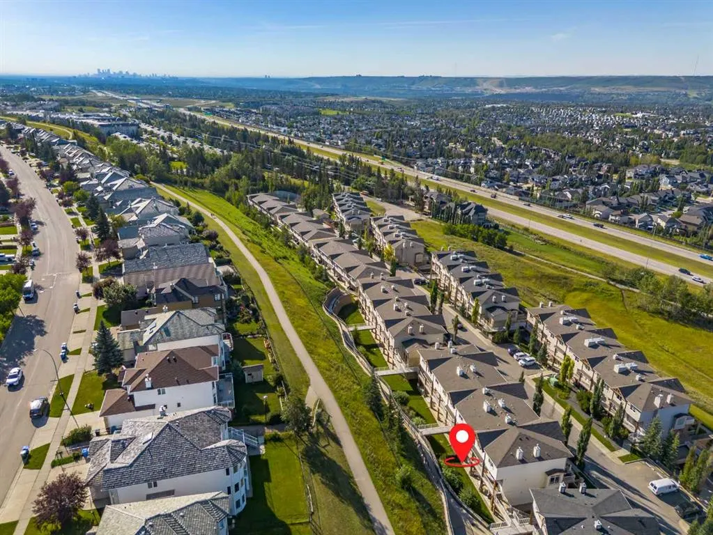 140 Rockyledge View NW #2