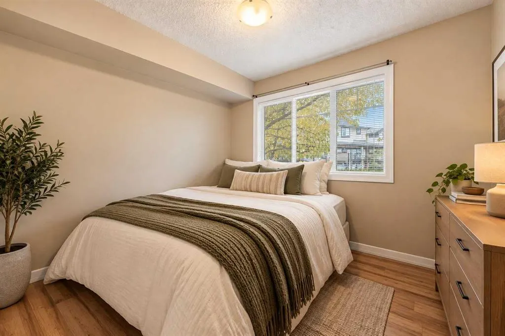 133 Copperpond Heights SE #5