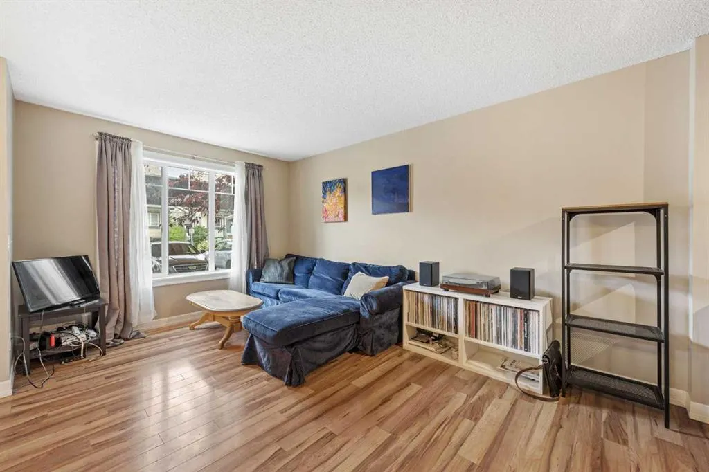 133 Copperpond Heights SE #5